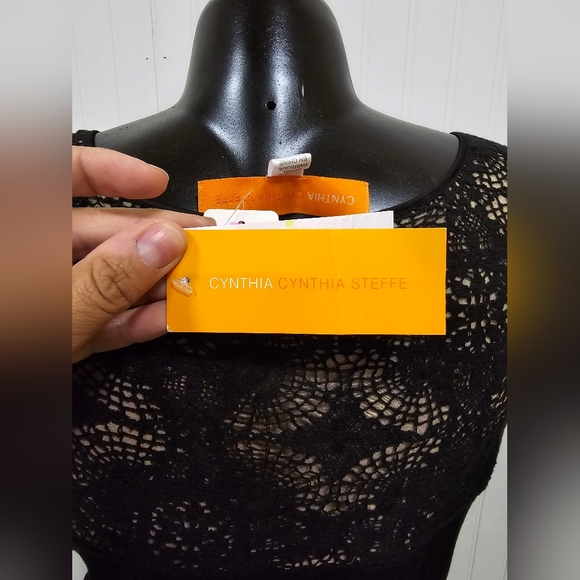 Cynthia Steefe Black Dress w/Pockets - Picture 4 of 10